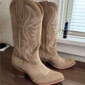 Idyllwind Tan Western Boots